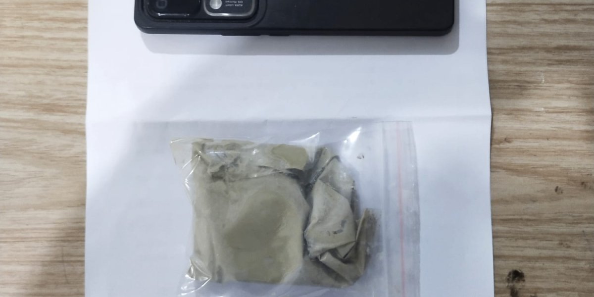 खैरो हिरोइनसहित एक भारतीय नागरिक पक्राउ