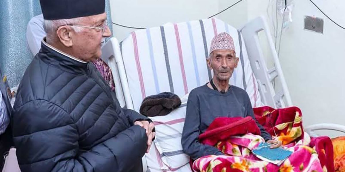 एमाले अध्यक्ष ओलीलाई पितृशोक, बुबा मोहनप्रसादको ९७ वर्षको उमेरमा निधन