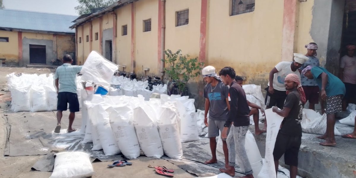 साउनभित्र २ लाख १० हजार मेट्रिक टन रासायनिक मल आयात हुँदै