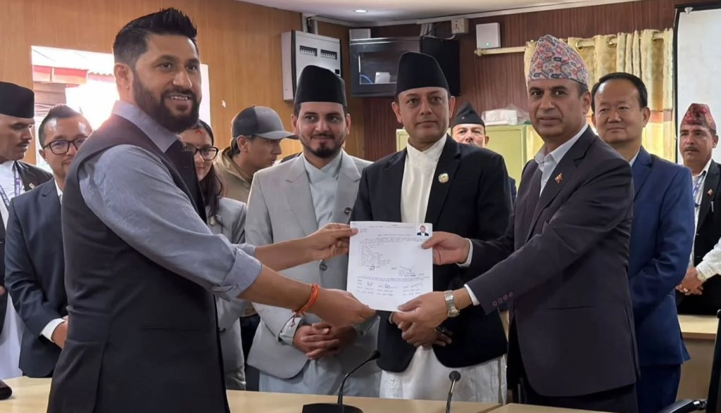 सभामुखमा अर्यालले दर्ता गराए उम्मेदवारी