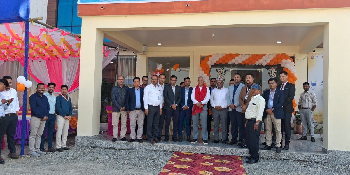 स्वदेशमै सलाइन उत्पादन सुरु : मोरङमा १ अर्बको लगानीमा ‘एलेक्सा लाइफसाइन्सेज’ सञ्चालन