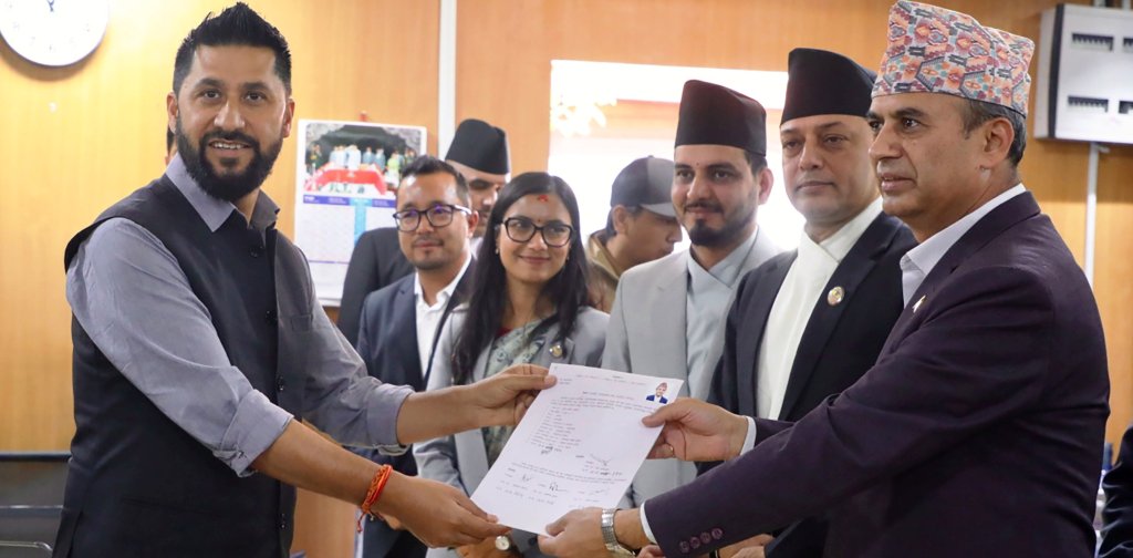 एमालेले सभामुखमा दिएन उम्मेदवारी, अर्याल निर्विरोध निर्वाचित
