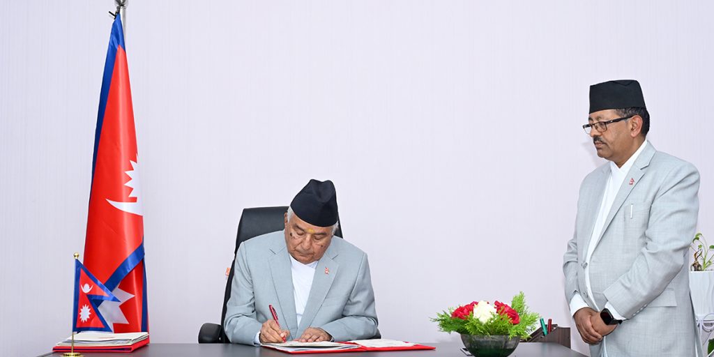 सरकारको दबाबपछि संवैधानिक परिषद् सम्बन्धी अध्यादेश जारी