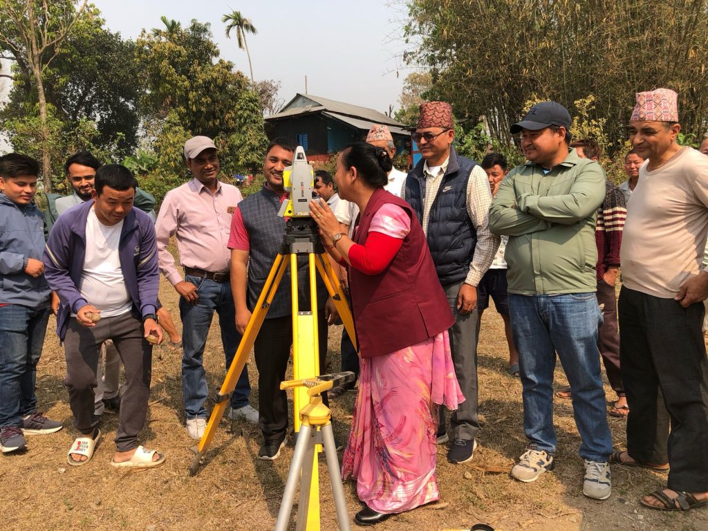 लालपुर्जा वितरणको जिम्मा प्रमुख जिल्ला अधिकारीलाई