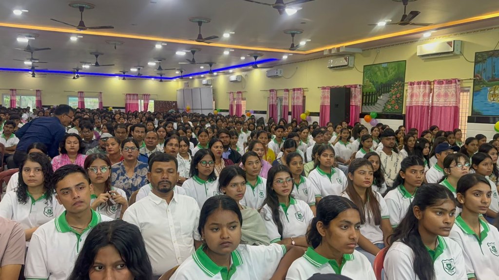 अरनीको कलेजमा भव्य अभिमुखीकरण : १२५३ विद्यार्थी सहभागी