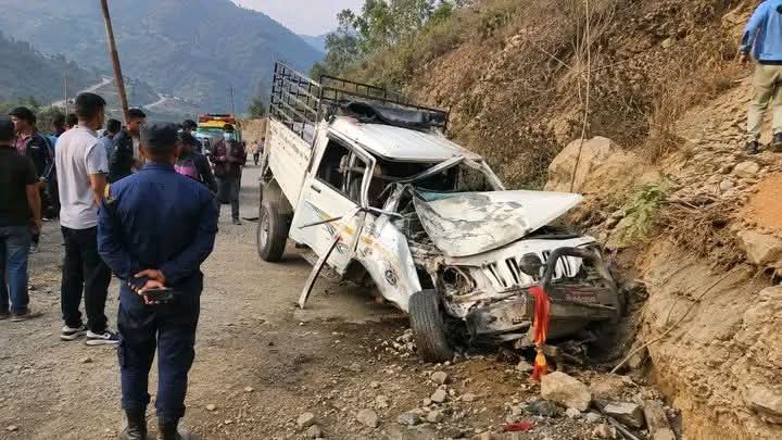 बाँस बोकेको पिकअप दुर्घटना हुँदा चालकको मृत्यु