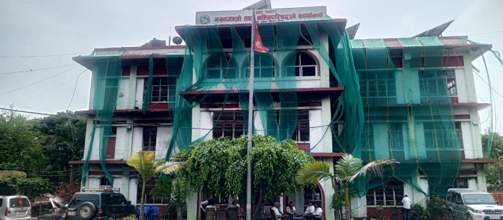हरियो घुम्टोभित्र मुख्यमन्त्री कार्यालय, अस्थायी संरचनामा ८२ लाख खर्च गर्ने तयारी