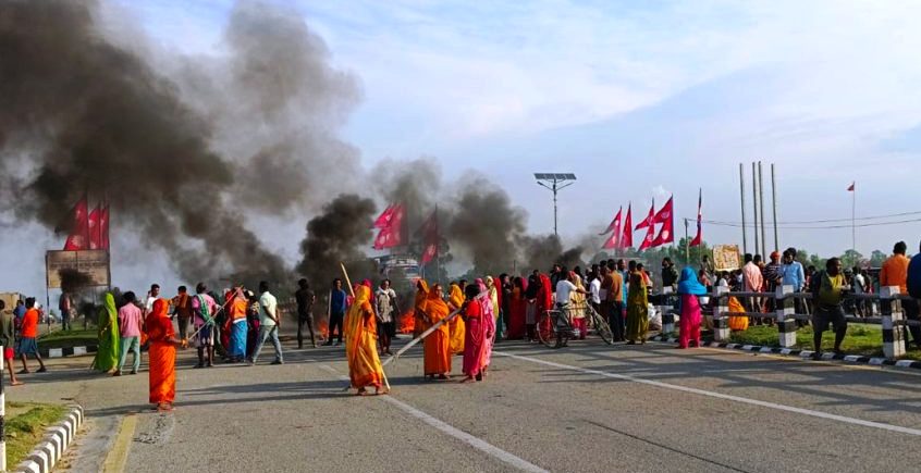 जग्गा खाली गर्ने सूचनापछि धनुषामा प्रदर्शन