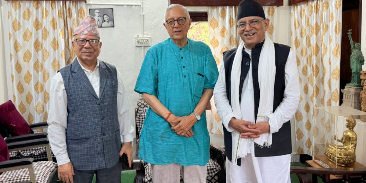के छलफल भयो प्रचण्ड, माधव र शेखरबीच ?