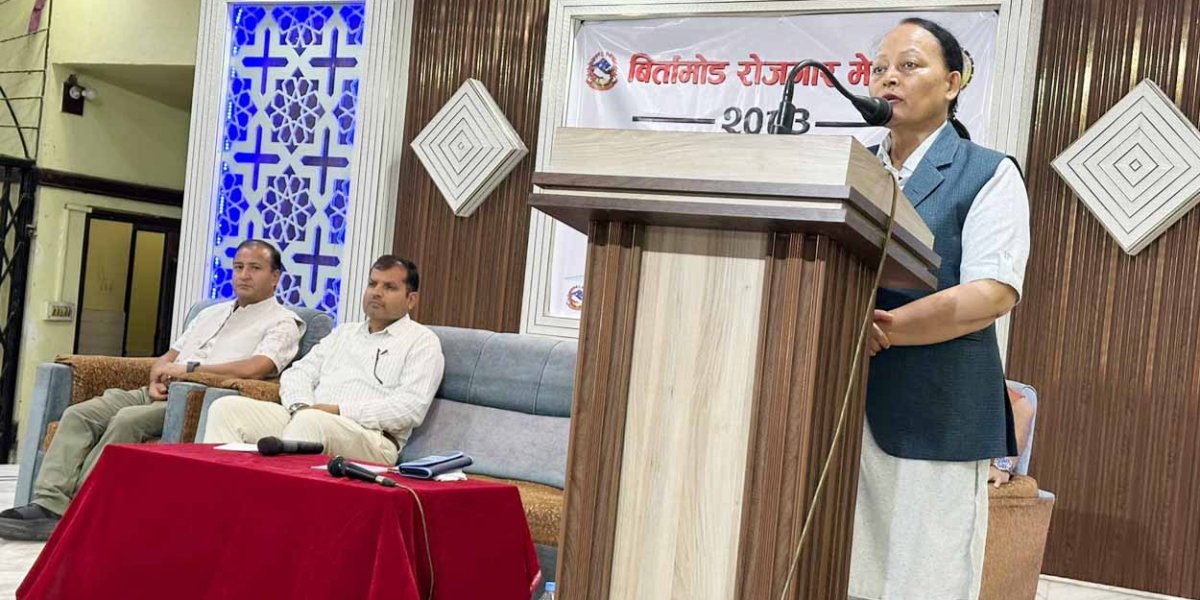बिर्तामोड रोजगार मेलाबाट १६४ जनाले पाए रोजगारी