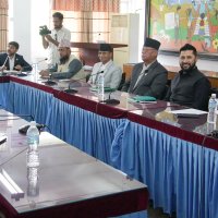 सर्वदलीय बैठकमा भारत भ्रमण र सीमा अभिव्यक्तिमाथि प्रश्न