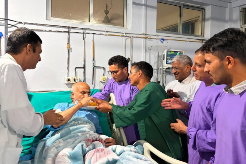 सात बुँदे सहमति गर्दै डा. केसीले तोडे अनशन