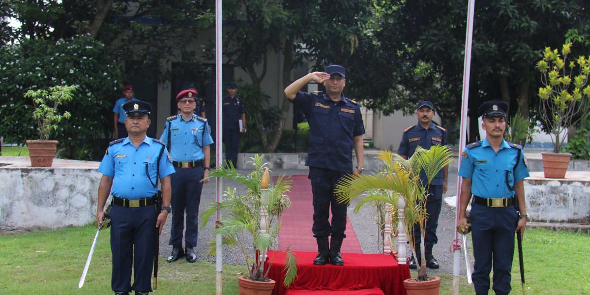 पदीय दायित्व निर्वाह गर्न प्रहरी कर्मचारीहरूलाई कोशी प्रदेश प्रहरी प्रमुख खनालको निर्देशन