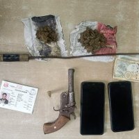 विराटनगरमा कटुवा पेस्तोल, गोली र गाँजासहित एक पक्राउ