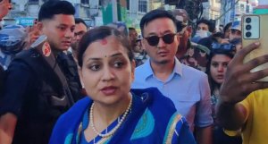 गृहमन्त्री गुरुङ र स्वास्थ्य मन्त्री मेहताद्वारा कोशी अस्पतालको निरीक्षण