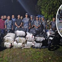 मोरङमा तस्करी गरेर भारतबाट ल्याएको लाखौंको कपडा बरामद