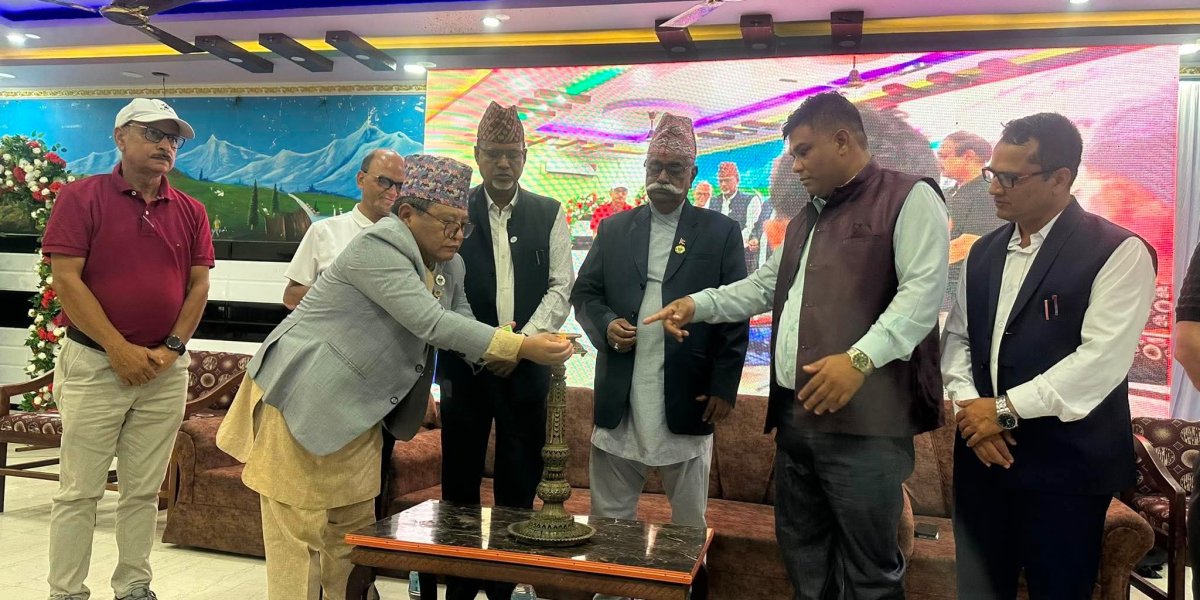 मन्त्रीहरू मन्तव्य राखेर हिँडेपछि प्रदेश खेलकुद बोर्डको कार्यक्रममा होहल्ला, सहभागीले जनाए जनाए विरोध