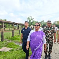 मन्त्री चौधरीद्वारा हात्ती प्रजनन केन्द्रको निरीक्षण