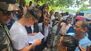 काँकडभिट्टा नाकामा तस्करीको गुनासोपछि प्रहरीमाथि गृहमन्त्रीको केरकार